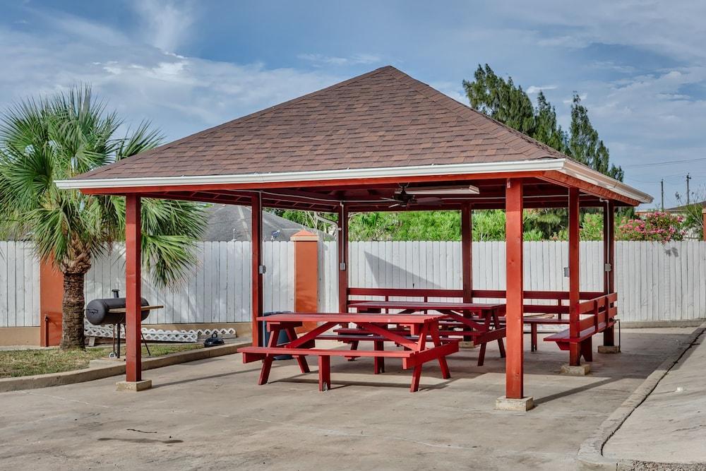 Quality Inn Brownsville Exterior photo