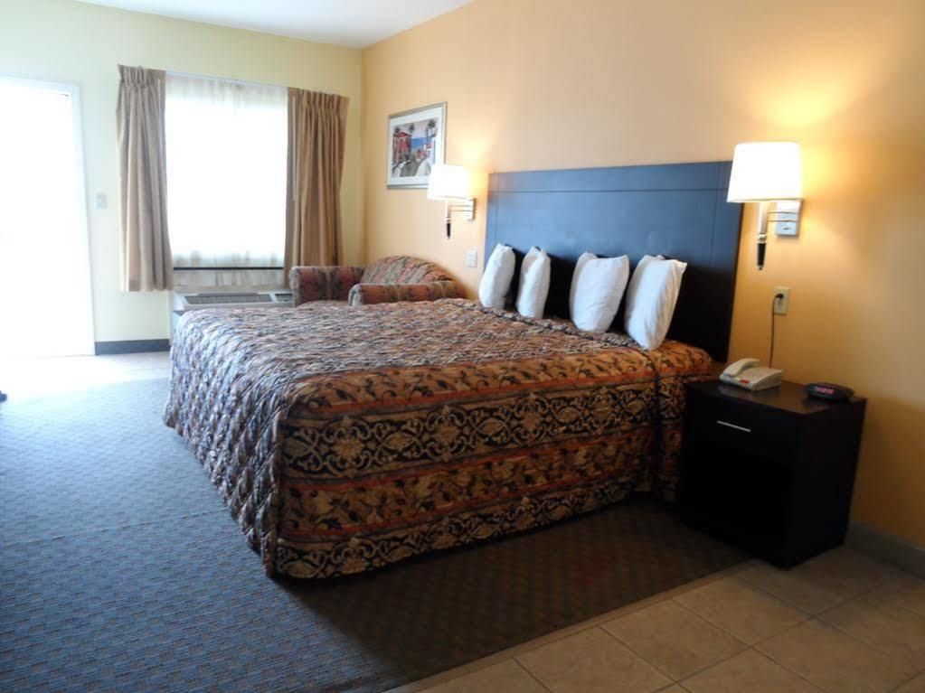 Quality Inn Brownsville Exterior photo